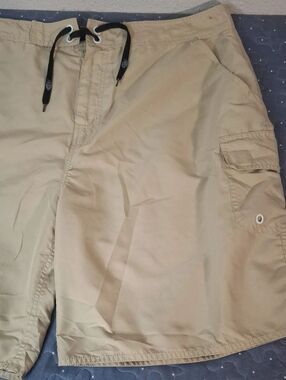 AFTCO Men's Khaki Cargo Swim Shorts size 36